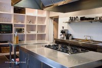 Das Gruppenhotel Orvelter Hof verfügt über eine große semiprofessionelle Küche