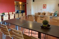 Tagungsraum bei De Wolfskuil – perfekt für Geschäftsgruppen